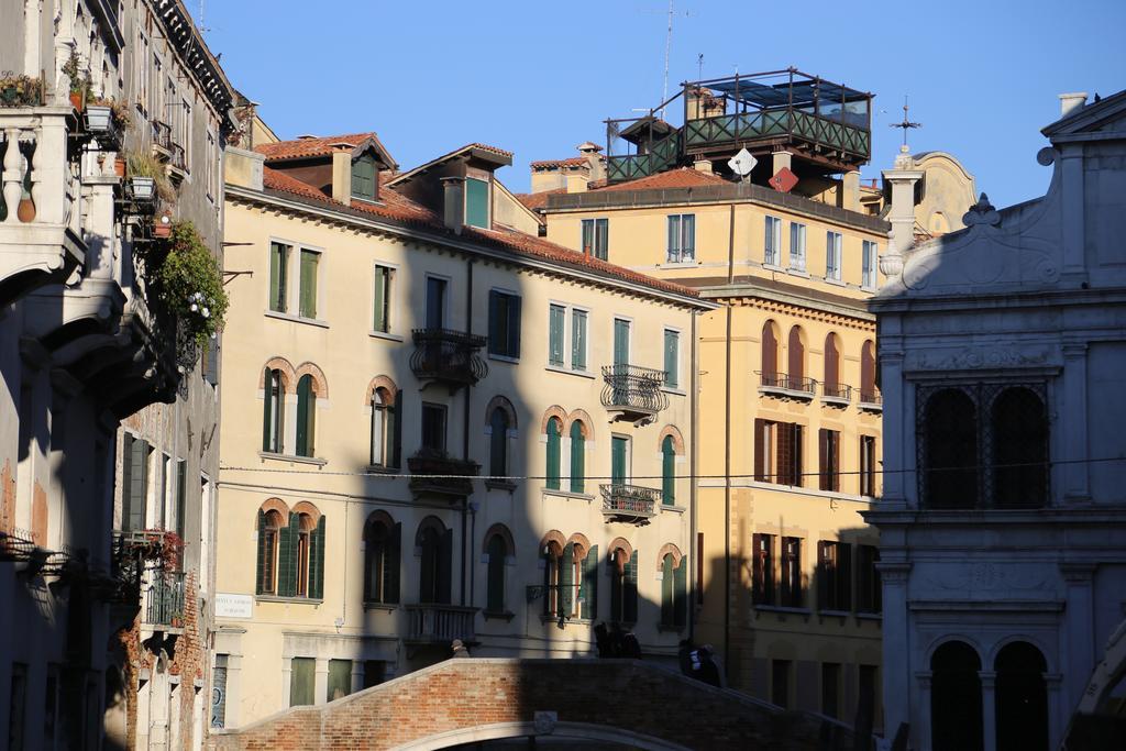 Casa Dei Cavalieri Apartment Venice Exterior photo