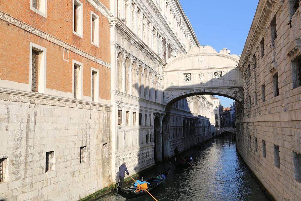 Casa Dei Cavalieri Apartment Venice Exterior photo