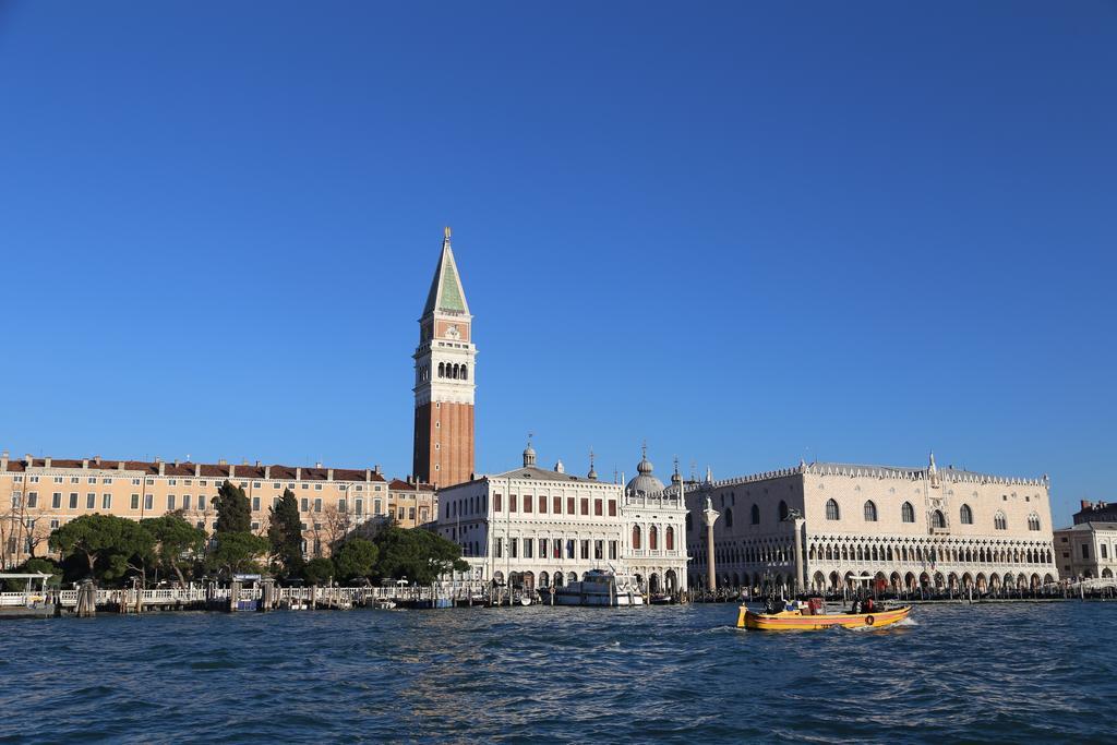 Casa Dei Cavalieri Apartment Venice Exterior photo