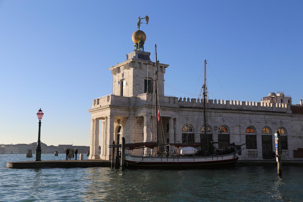 Casa Dei Cavalieri Apartment Venice Exterior photo