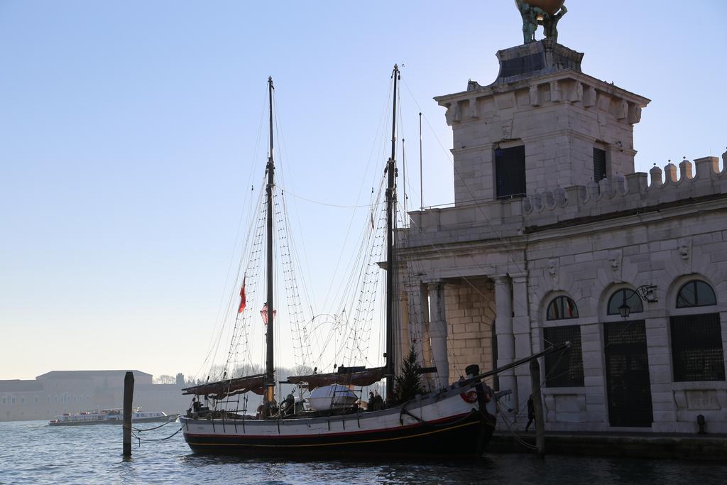 Casa Dei Cavalieri Apartment Venice Exterior photo