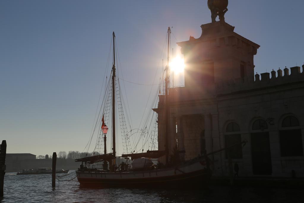 Casa Dei Cavalieri Apartment Venice Exterior photo