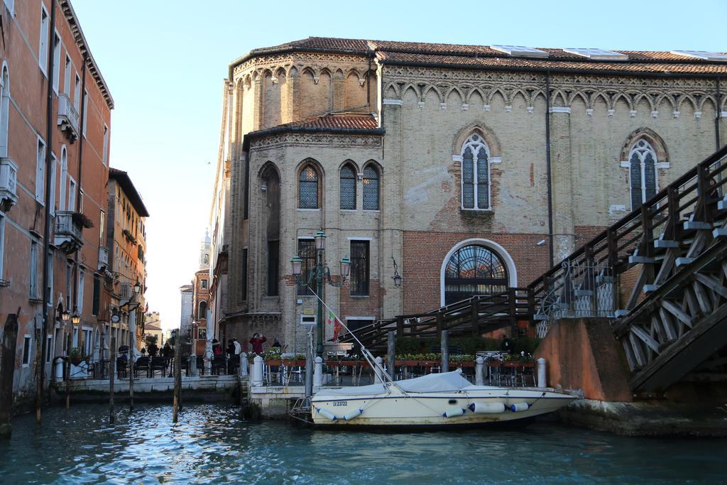 Casa Dei Cavalieri Apartment Venice Exterior photo