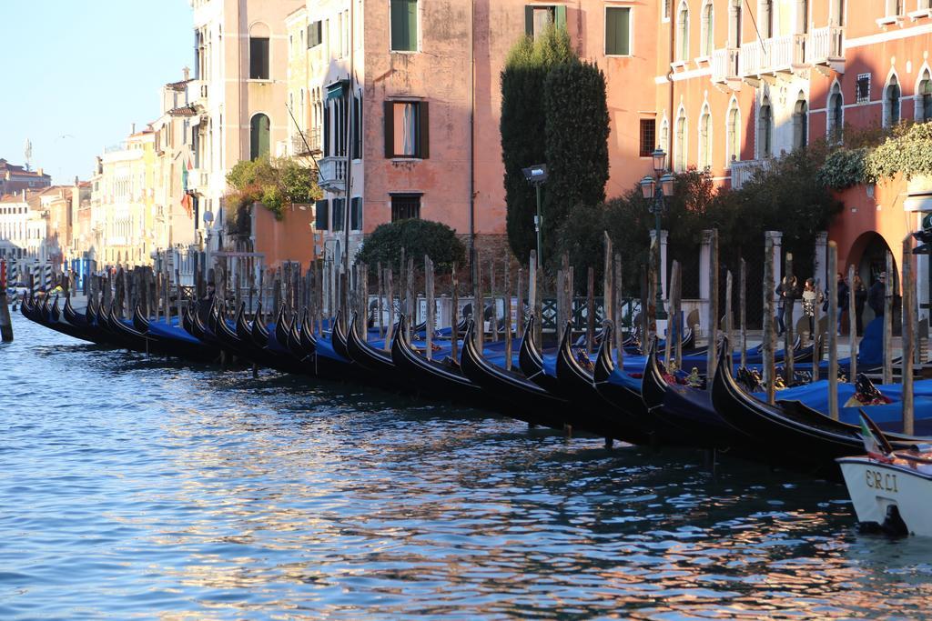 Casa Dei Cavalieri Apartment Venice Exterior photo