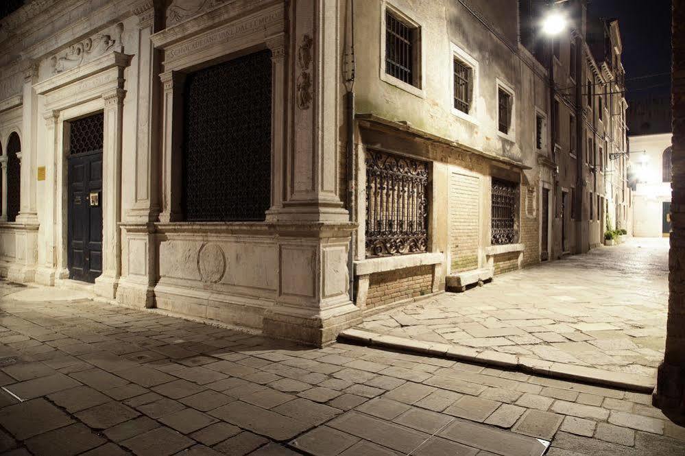 Casa Dei Cavalieri Apartment Venice Exterior photo