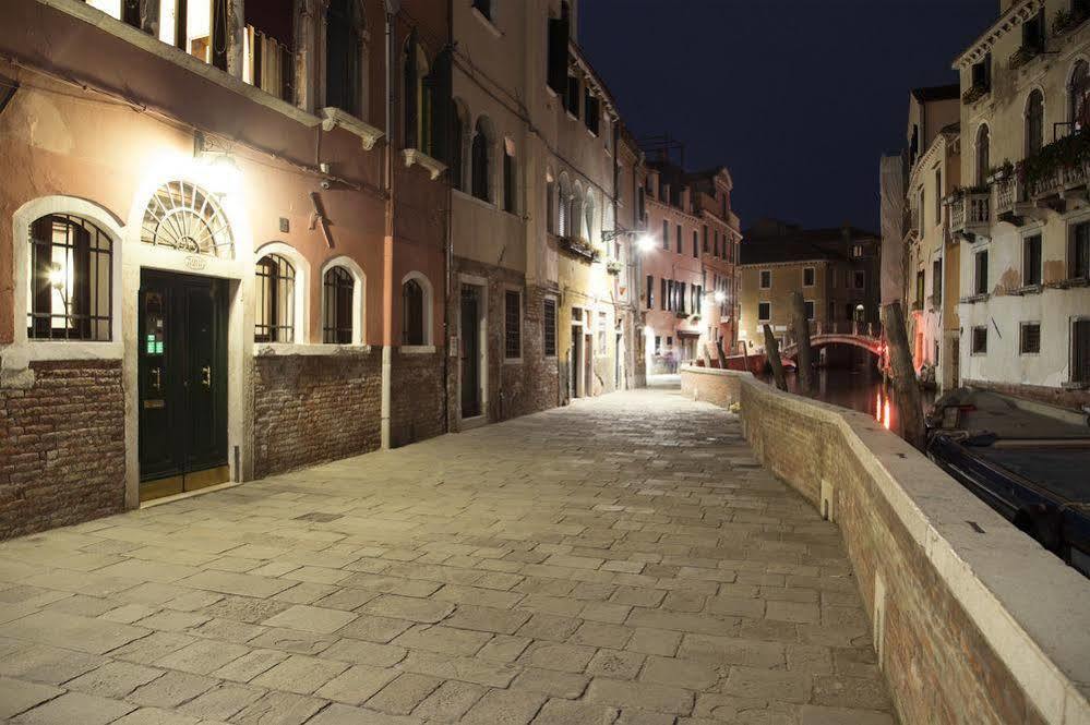 Casa Dei Cavalieri Apartment Venice Exterior photo